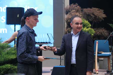 ԱրարատԲանկն «AMX AWARD 2023»-ում արժանացել է 2 մրցանակի  