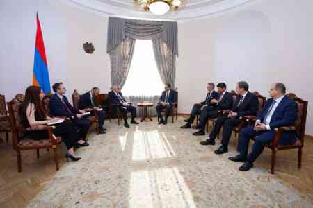 Вице-премьер РА принял представителей компаний "Ампега Эссет Менеджмент", "Таланкс Групп", "Це-Кью Инвестмент Групп" и "Це-Квадрат Ампега Эссет Менеджмент Армения"