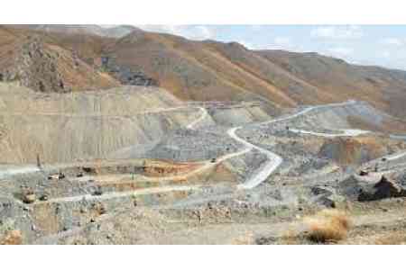 Работы на открытой части Сотского месторождения остановлены,  но ведутся работы в закрытой его части - замминистра