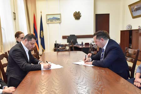 Կոնվերս Բանկը և ԵՊՀ-ը կնքել են համագործակցության համաձայնագիր