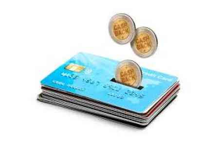 Министр: с 1 января 2026 года порог возврата денег пенсионерам, которые со своих карт осуществляют покупки товаров и услуг, будет повышен до 20%