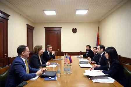 Глава КГД Армении и посол США отмечают важность создания более эффективной среды во взаимной торговле