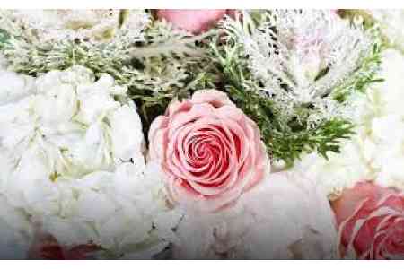 Грузия запретила импорт крупной партии сезонных цветов из Армении