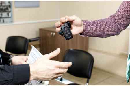 Экономия времени и денег: В Армении покупка и продажа автомобилей перешла в цифровой формат