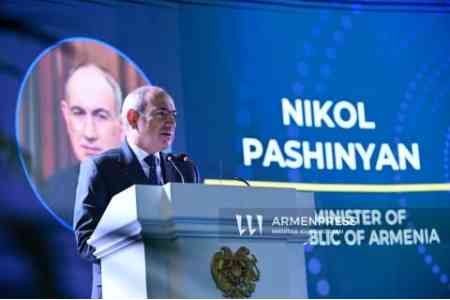 Одной из главных проблем горнодобывающей отрасли - ее имидж - Никол Пашинян