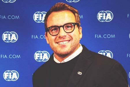 Глава аппарата премьера обсудил с генсеком Международной автомобильной федерации строительство автоспортивной трассы в РА