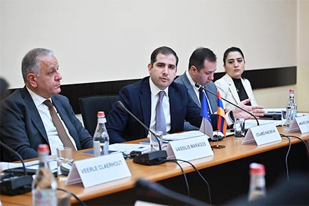 В КГД обсудили вопросы модернизации пограничной инфраструктуры с участием ЕС