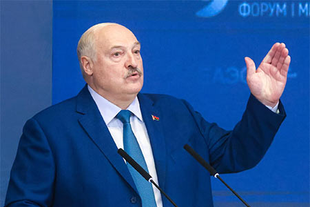 Направление промышленной политики в рамках ЕАЭС явно хромает - Лукашенко